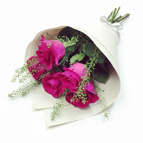 Букет цветов из: Розы в Сейме